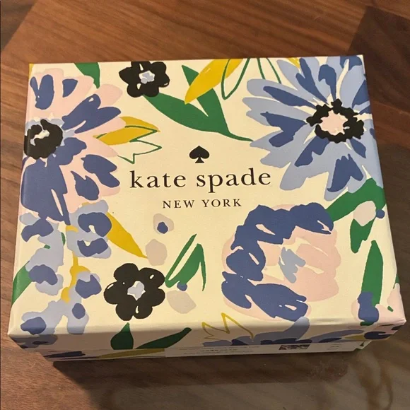 Kate Spade Multicolor Floral Slim Card Holder Wallet New w Gift Box Cream Multi - Picture 6 of 8